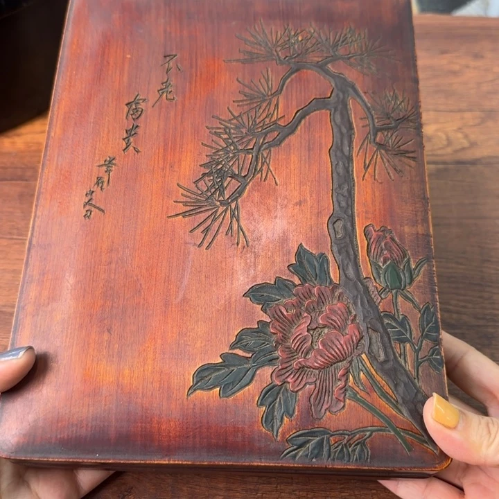 一个陶瓷物件哈哈哈哈