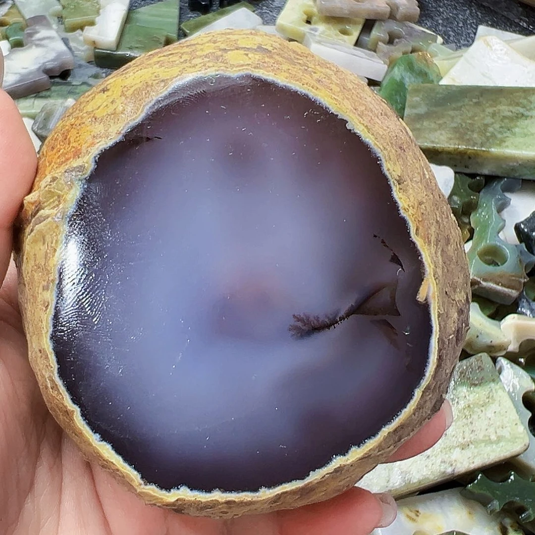 和田玉（糖玉）珠宝半成品未镶嵌冰**缘