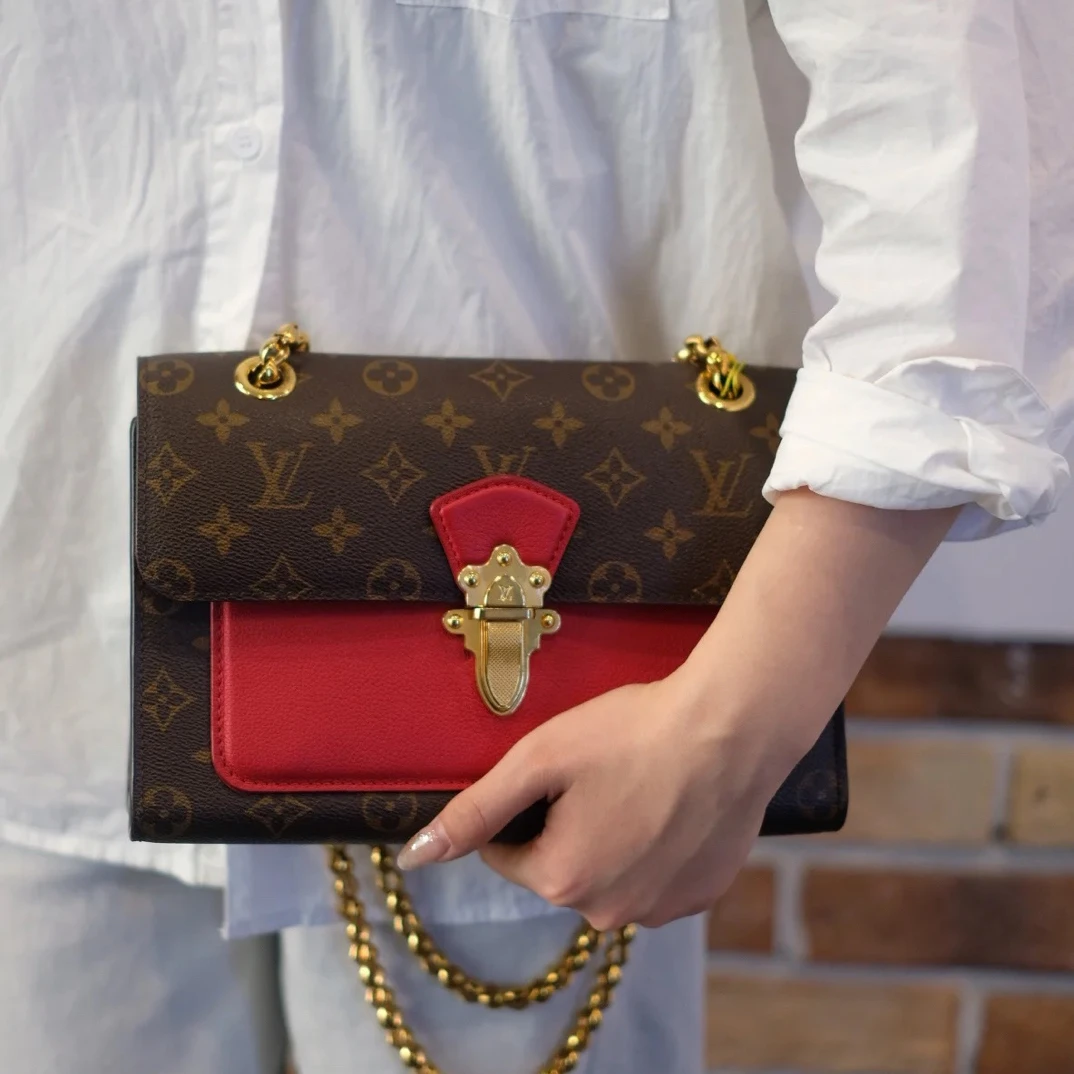 95新 LouisVuitton/路易威登 维多利亚斜挎包/9820
