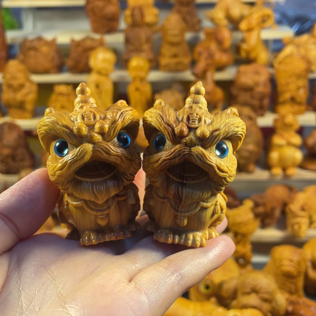 木雕太行陈化崖柏醒狮