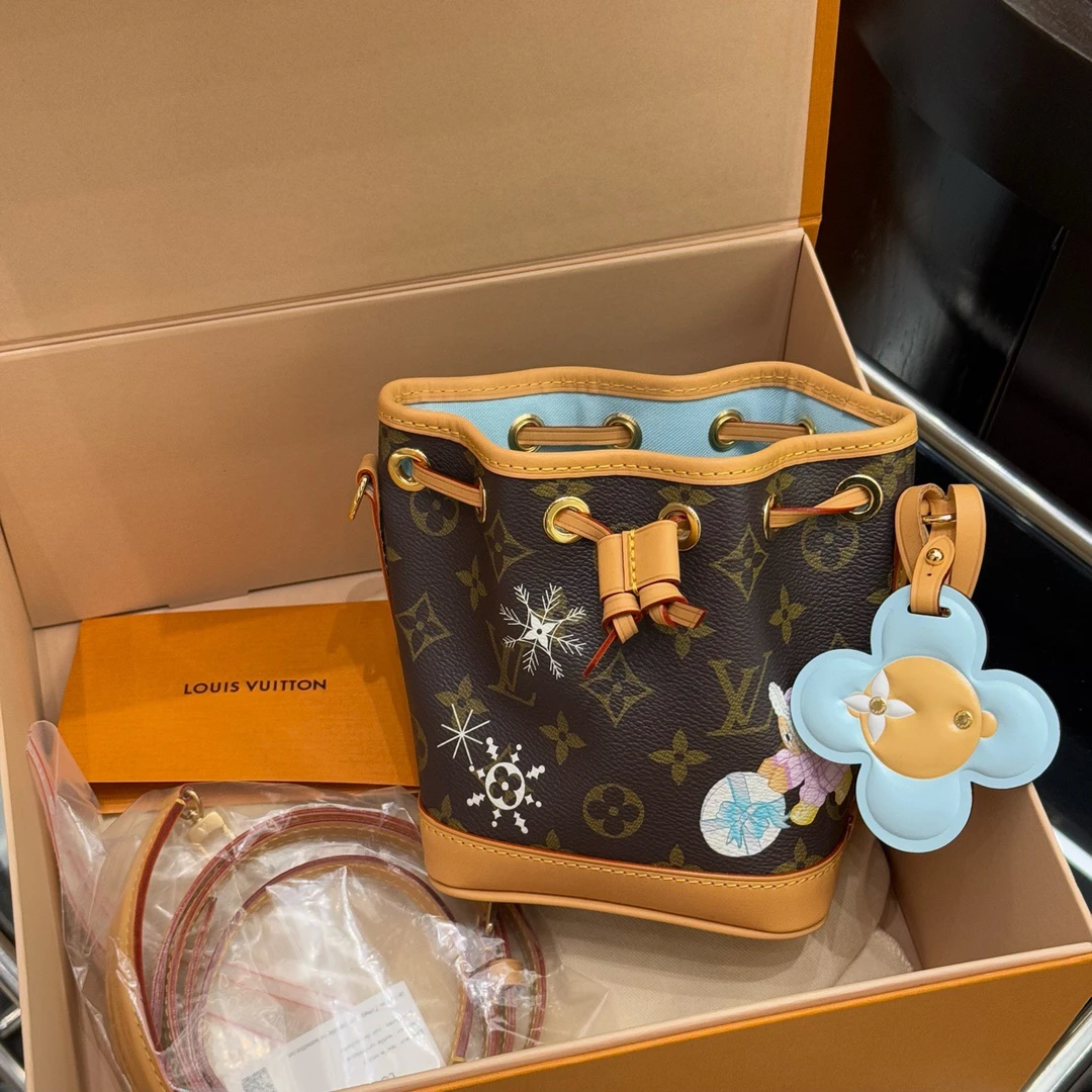 95新 LOUIS VUITTON PARIS 12043936/KIKIFIFI/小水桶