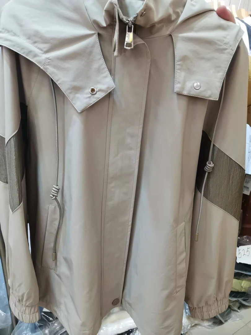 外套女款春秋休闲百搭女士连帽中长款时尚风