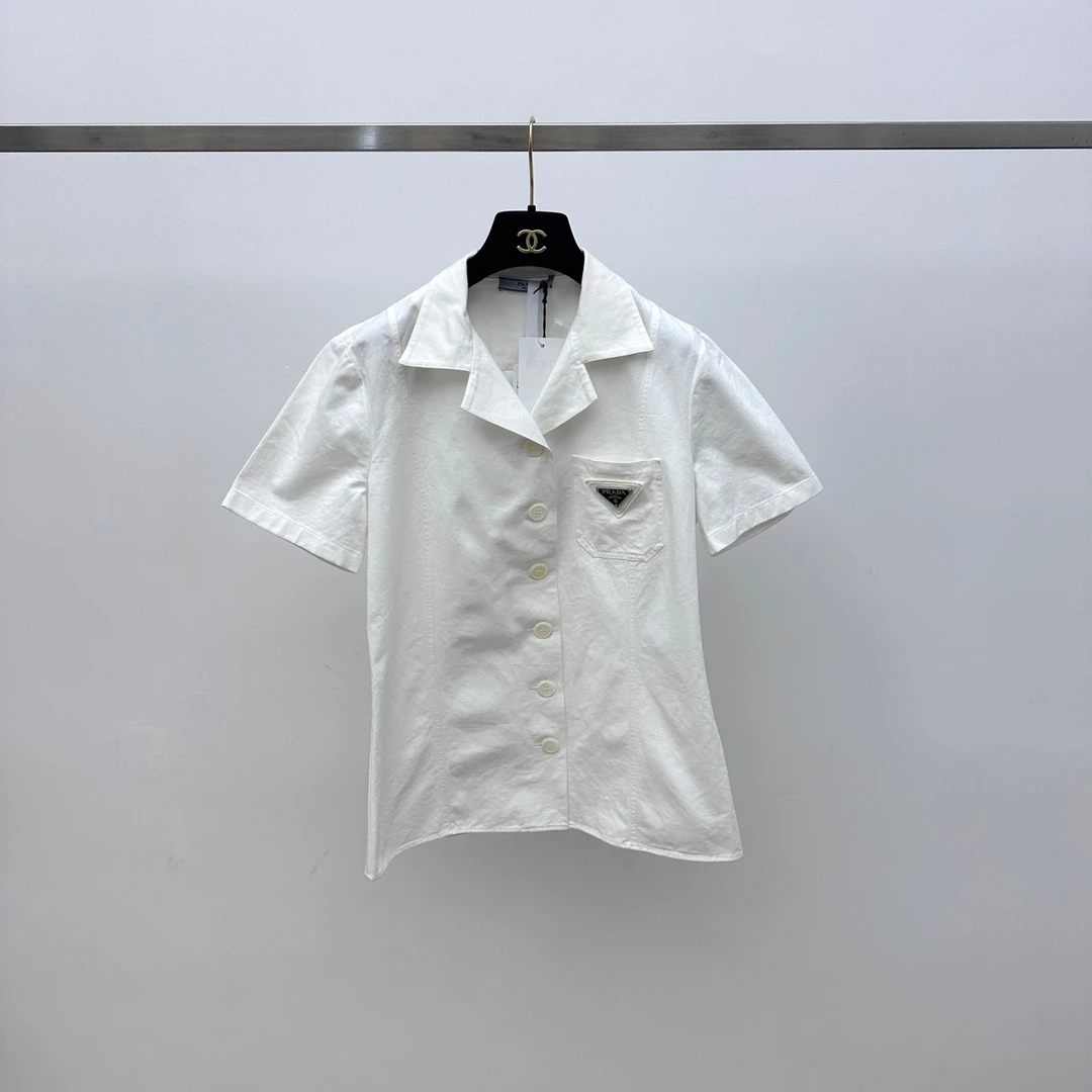 未使用 Prada/普拉达 白色三角标短袖衬衫 40码 04193