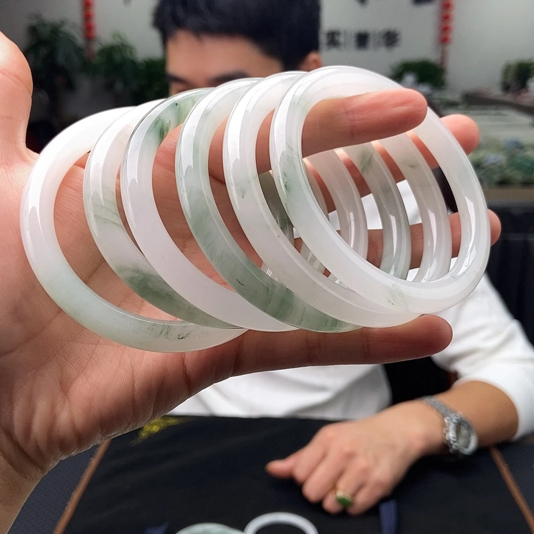 未镶嵌手镯石英质玉（天山翠）51-62颜色多样性发拍一发一