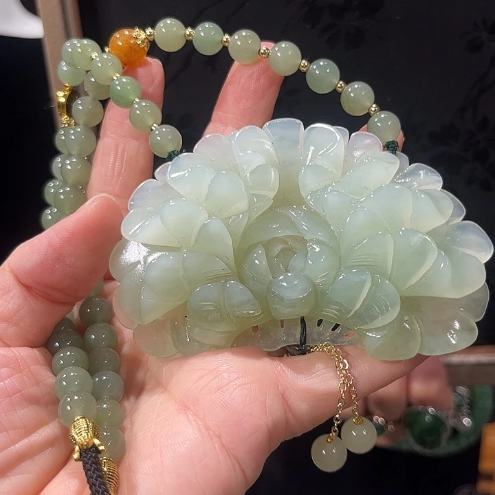 颈饰未镶嵌和田玉