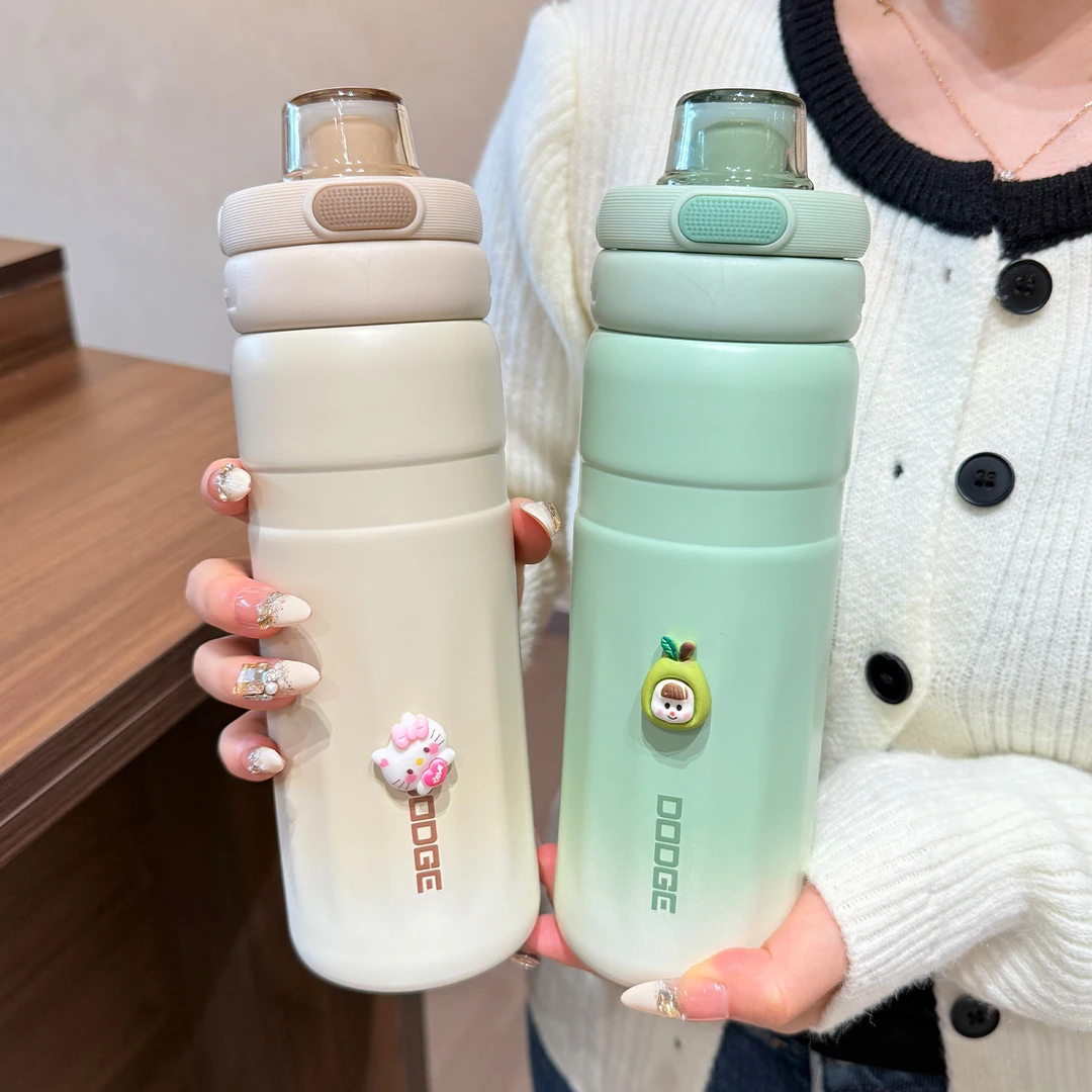儿童保温杯男爆款2025最新款上学专用吸管水杯大容量学生运动杯子
