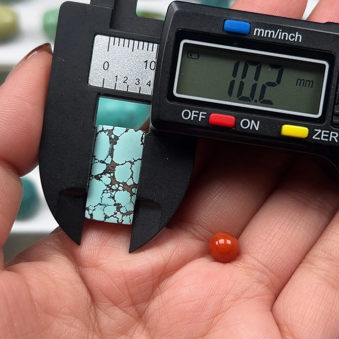 南红玛瑙未镶嵌珠宝奇石