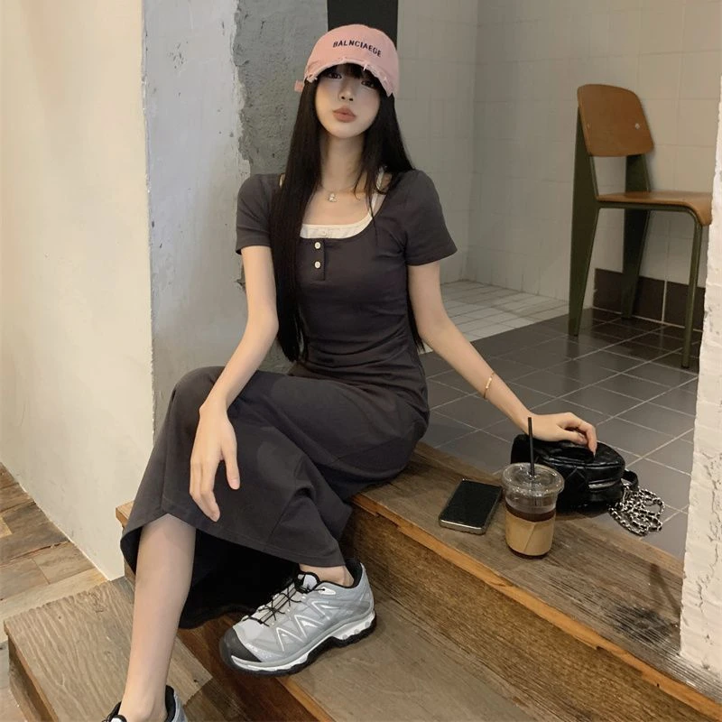 法式灰色方领假两件短袖连衣裙茶歇法式修身包臀长裙辣妹子