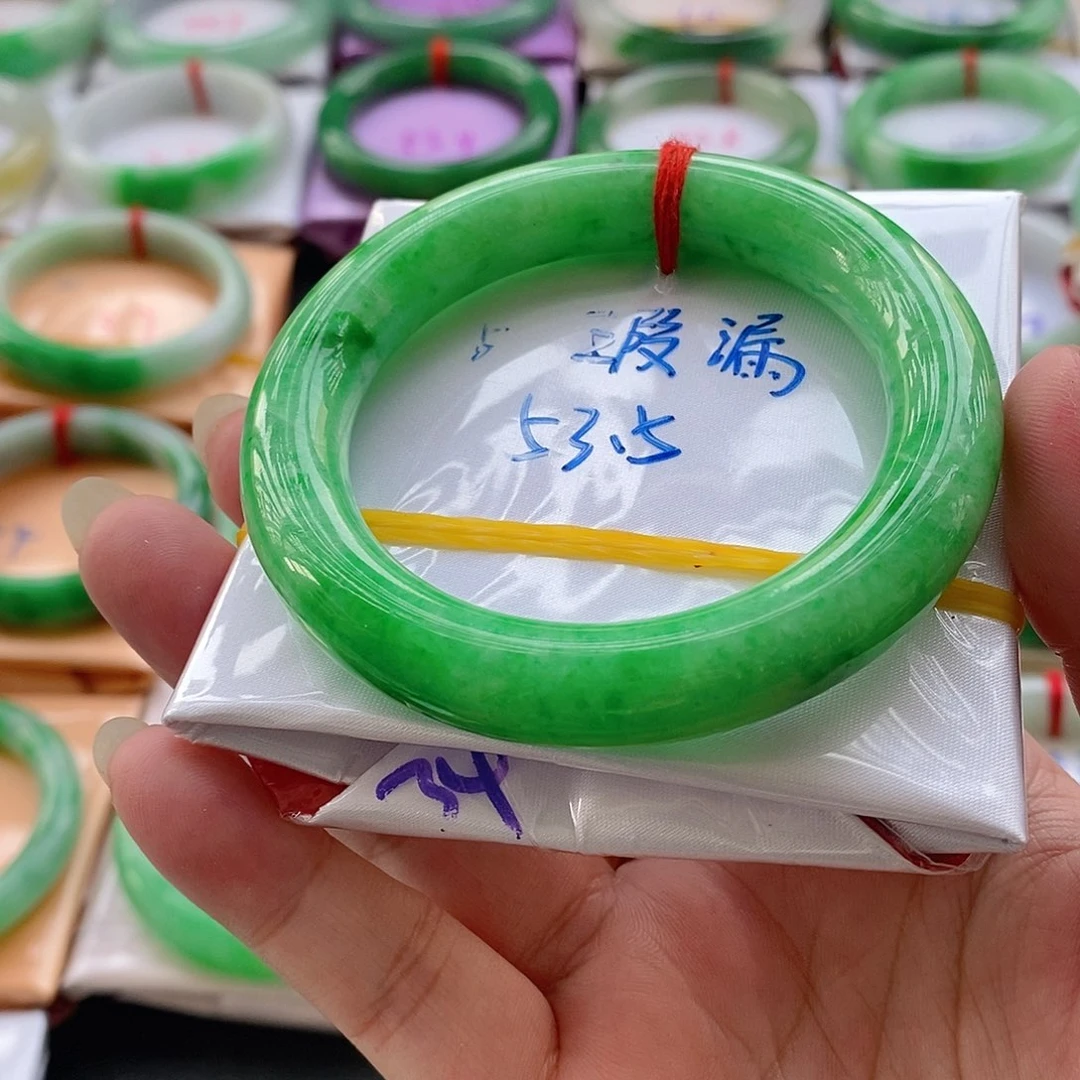 方***神翡翠手镯未镶嵌分单