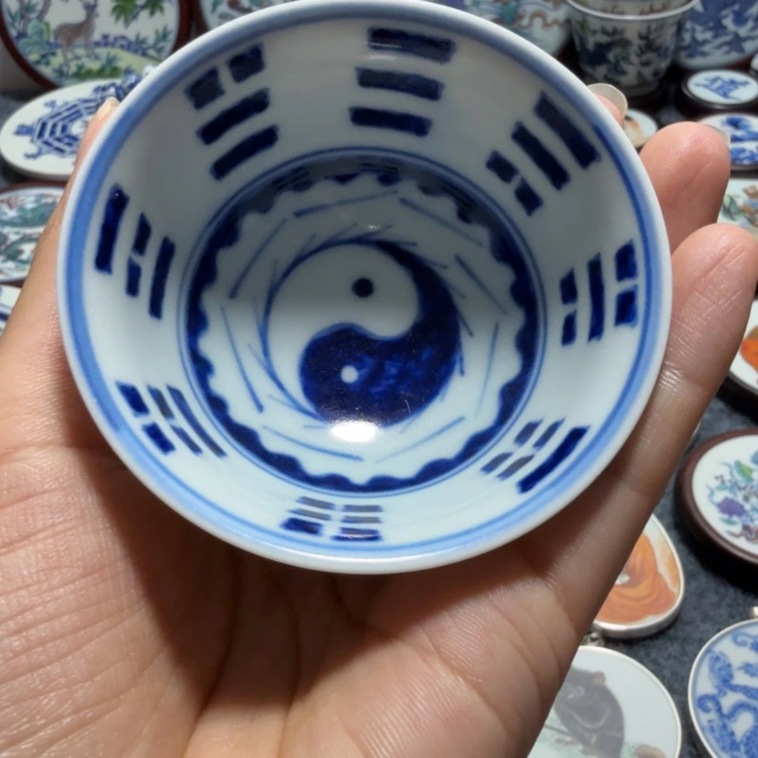 新***易摆件精品杯子一个
