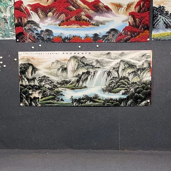 国画小八尺山水一幅