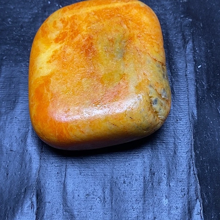 和田玉未镶嵌耳饰