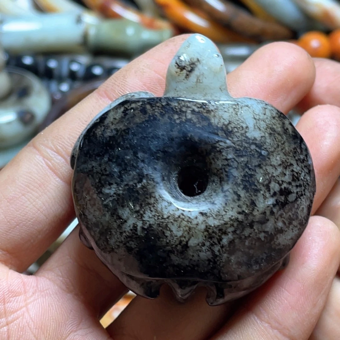 和田玉（糖玉）挂件未镶嵌古**藏