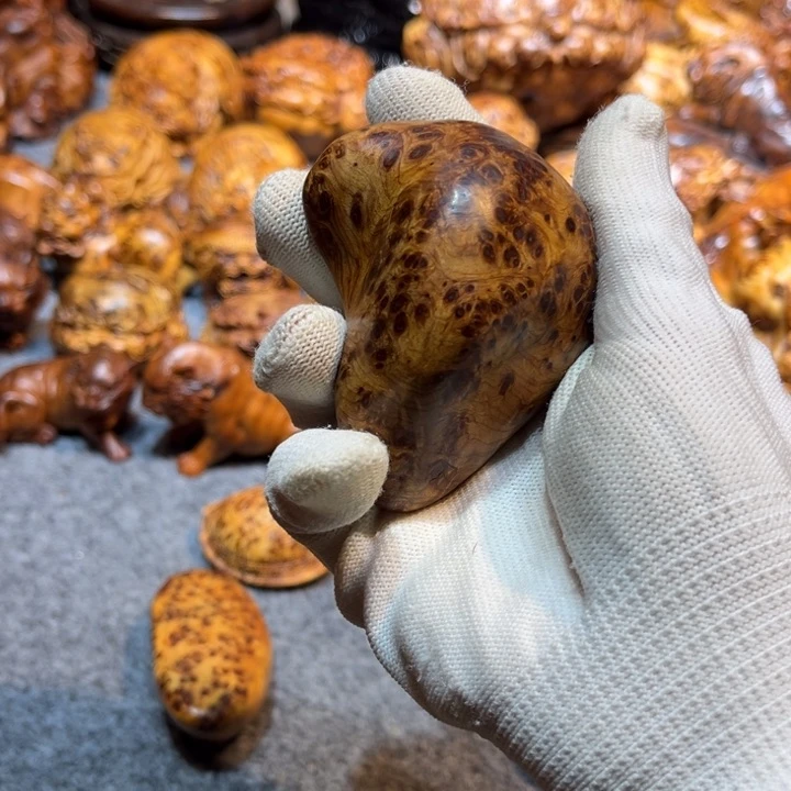 柏木（崖柏）大**子把件