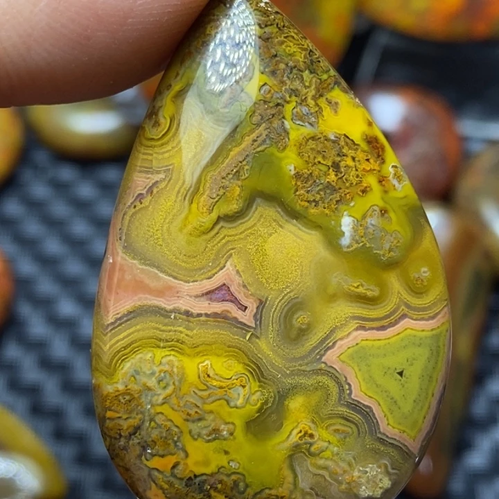 玛瑙/玉髓颈饰未镶嵌