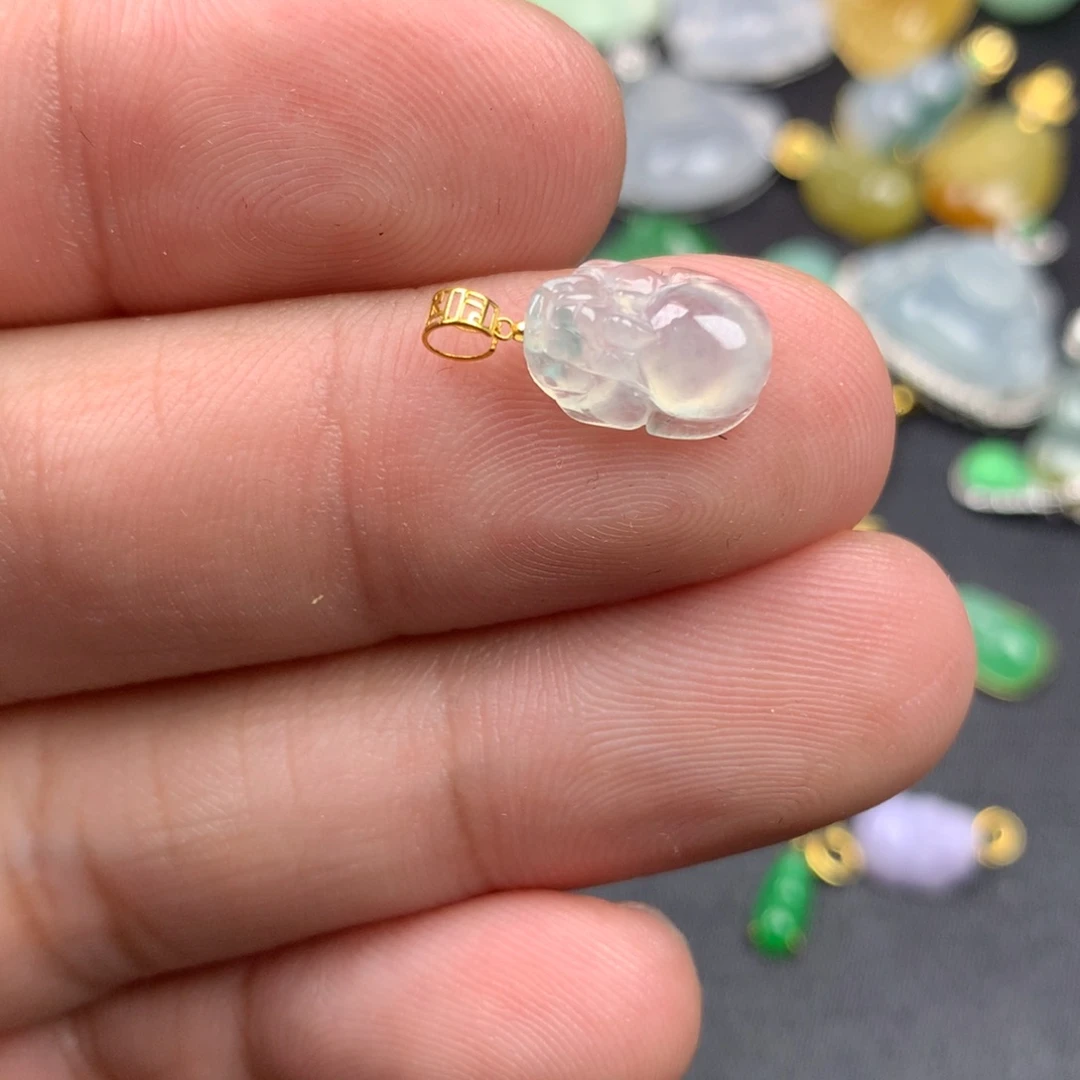 【闪购商品】颈饰18K金镶嵌翡翠翡翠