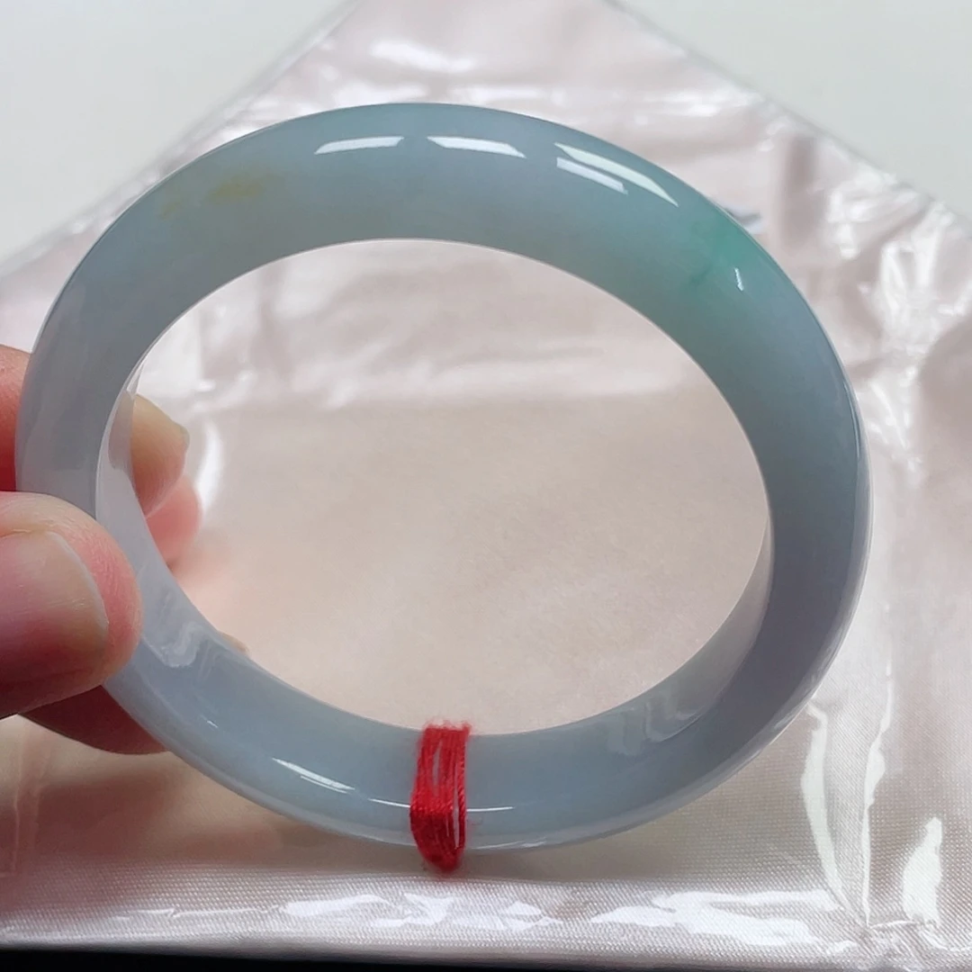 翡翠手镯未镶嵌缅甸翡翠