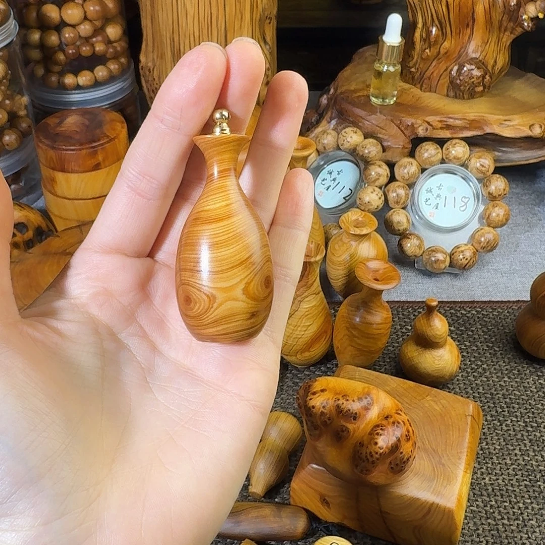 柏木（崖柏）北太行崖柏对眼吊坠