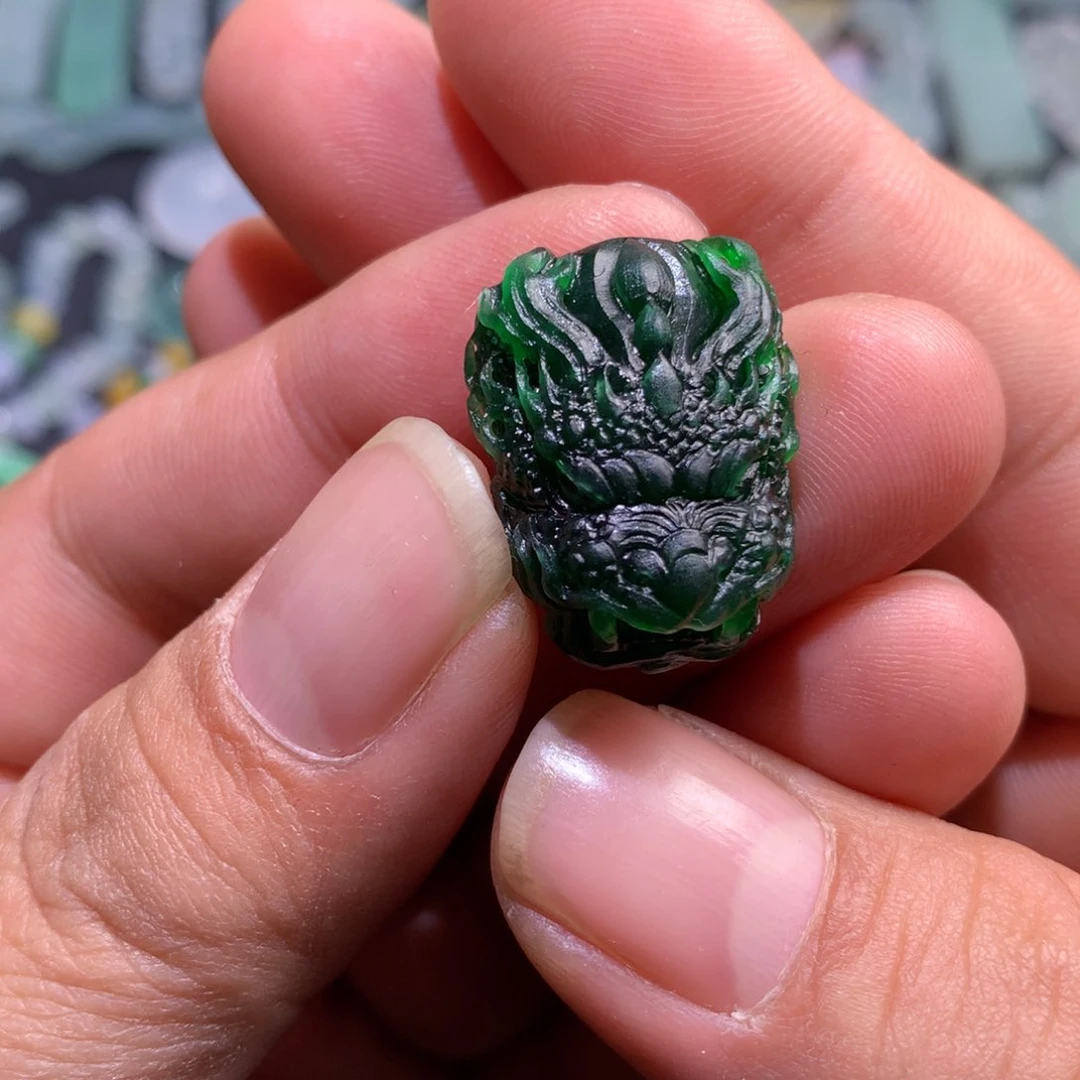 未镶嵌定制翡翠蓝水龙头