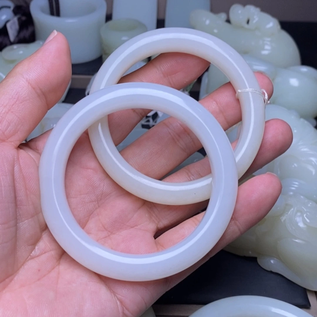 【闪购商品】和田玉未镶嵌颈饰梵**提