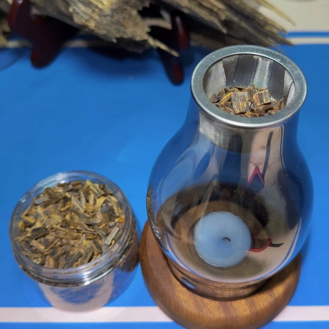 沉香手把件@*哥沉香奇楠小叶陆河小切片50克带炉子