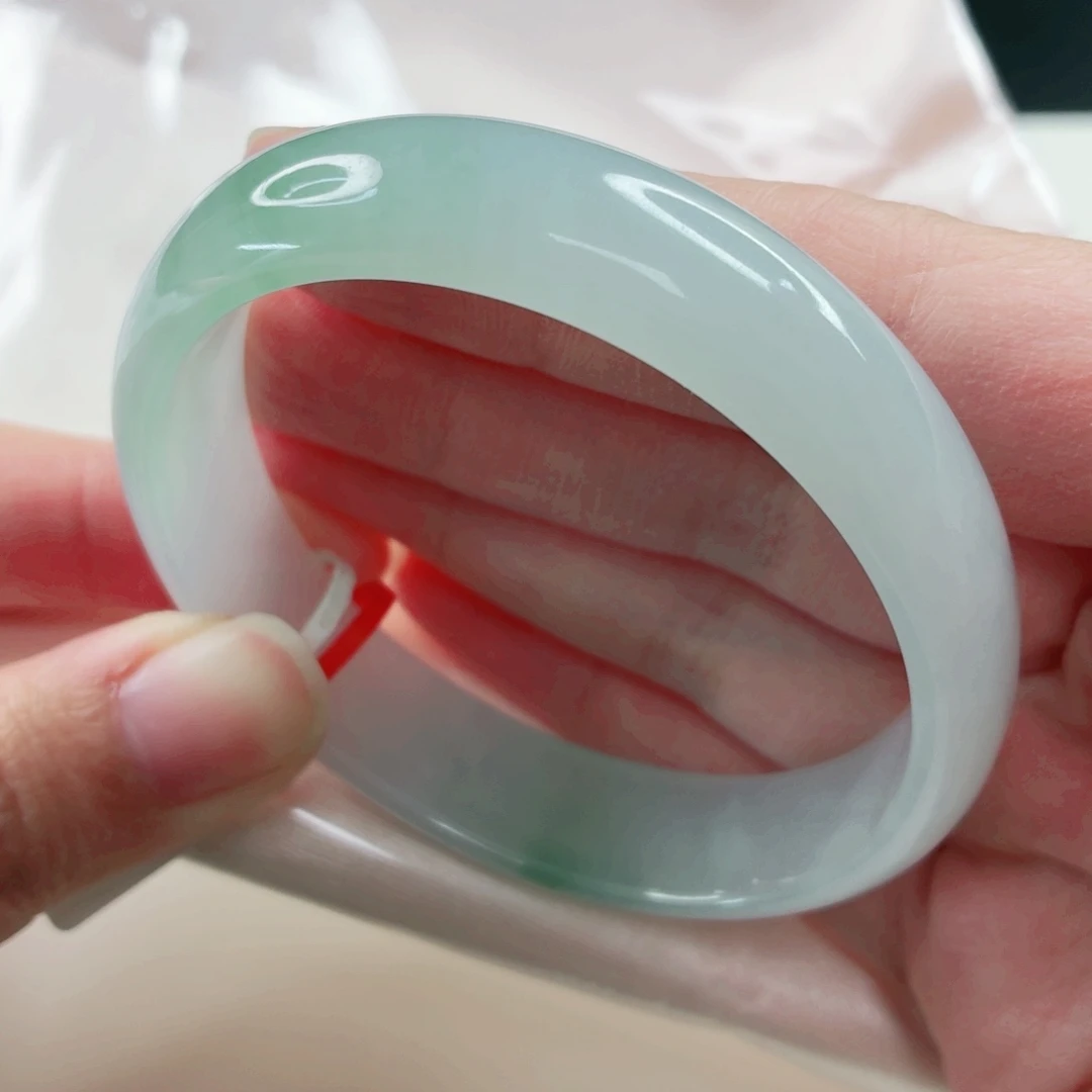 翡翠未镶嵌手镯57.5圈x507贵妃