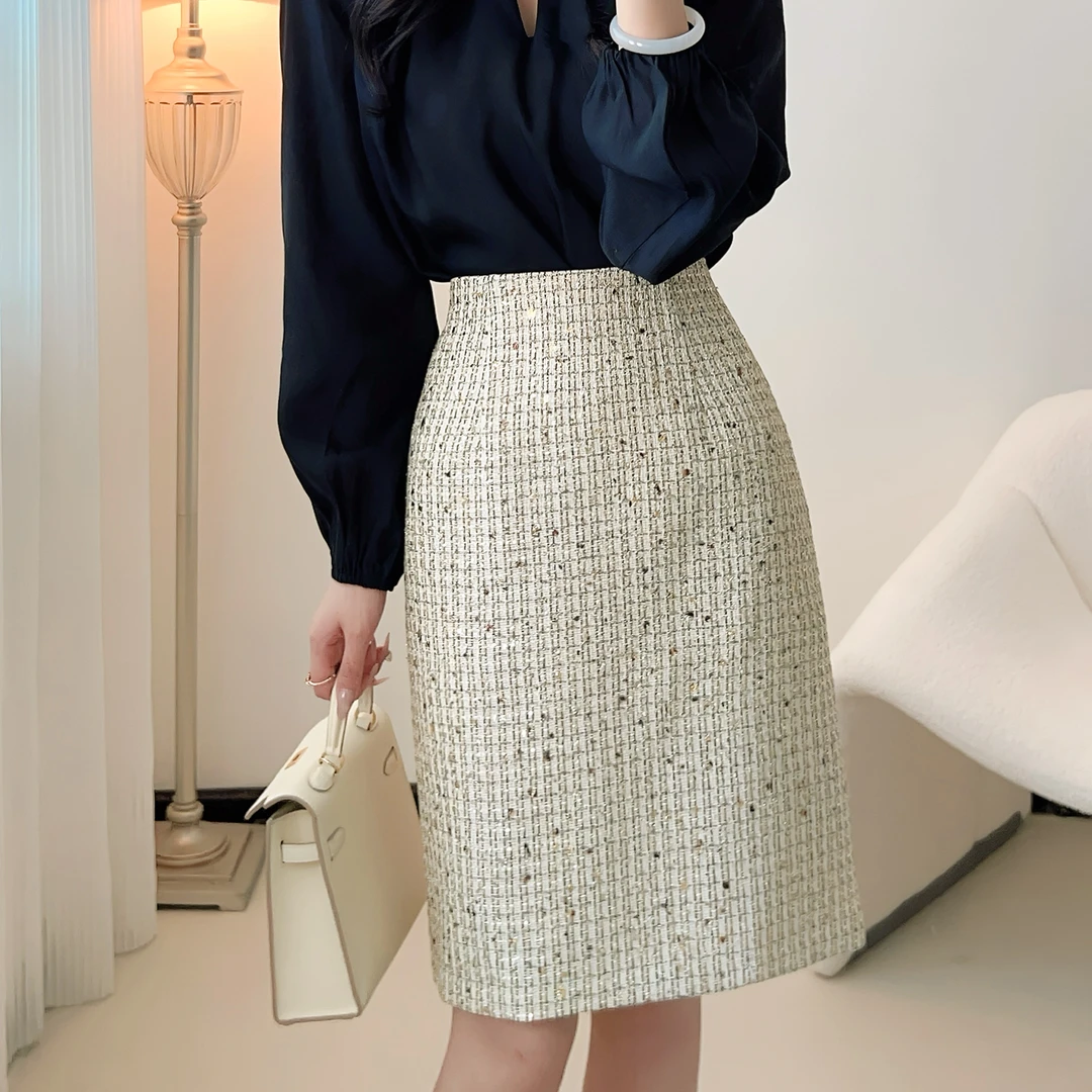 轻奢高档米白色小香风半身裙女秋冬2025新款名媛气质粗花呢a字裙