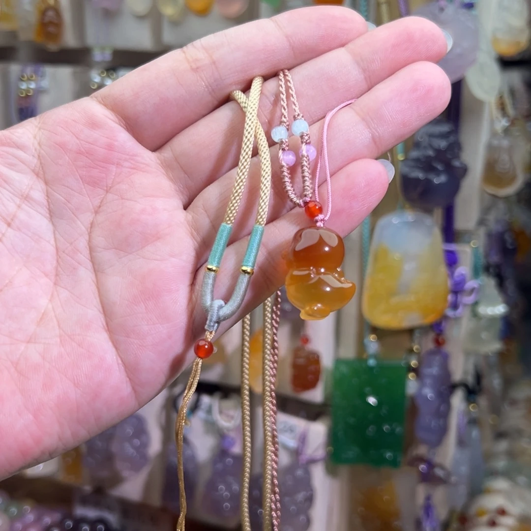梦***婉未镶嵌颈饰玛瑙/玉髓
