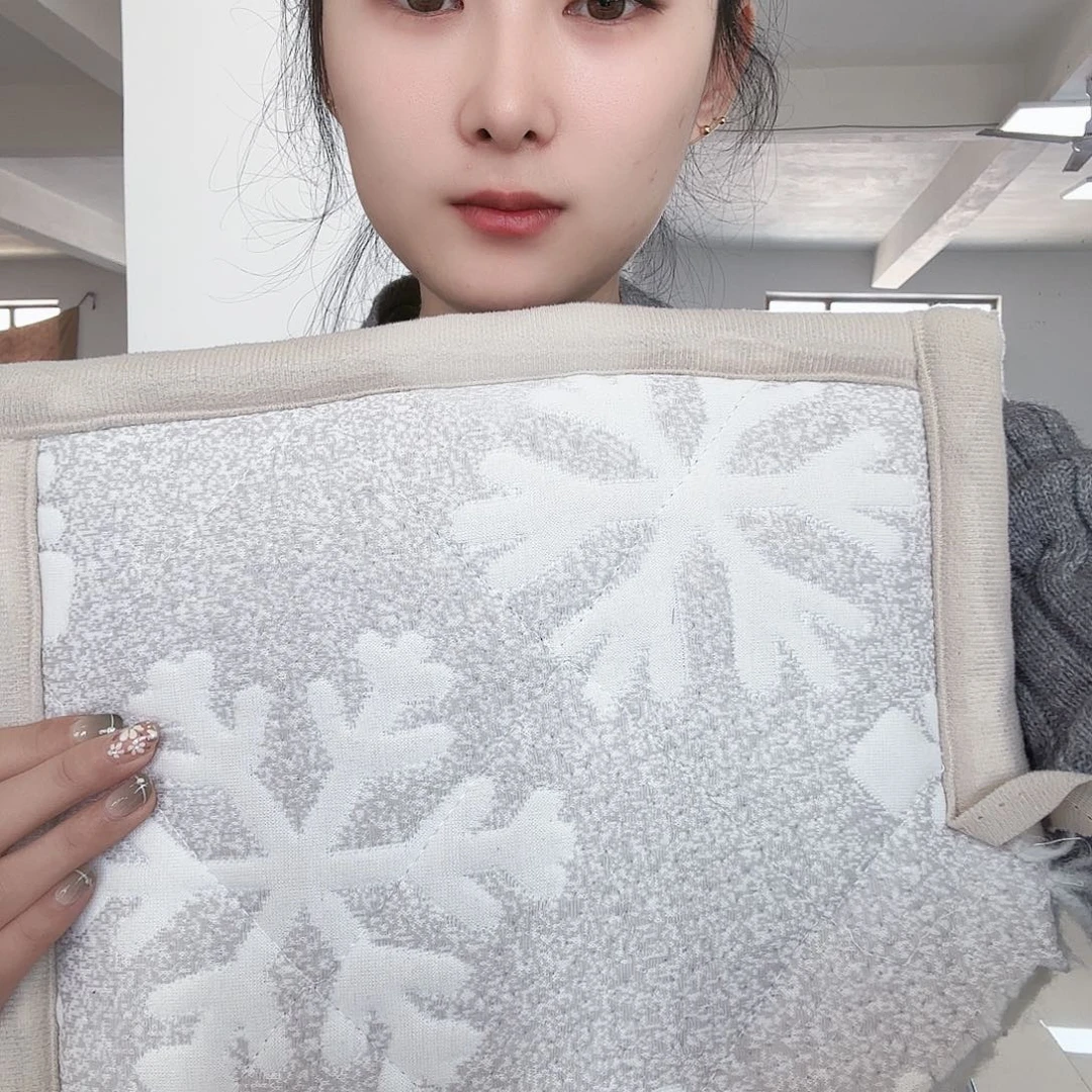 棉1.9✖️2.045母婴雪花渐变5厘米 斜尺
