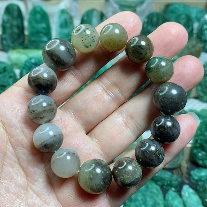 未镶嵌独山玉颈饰