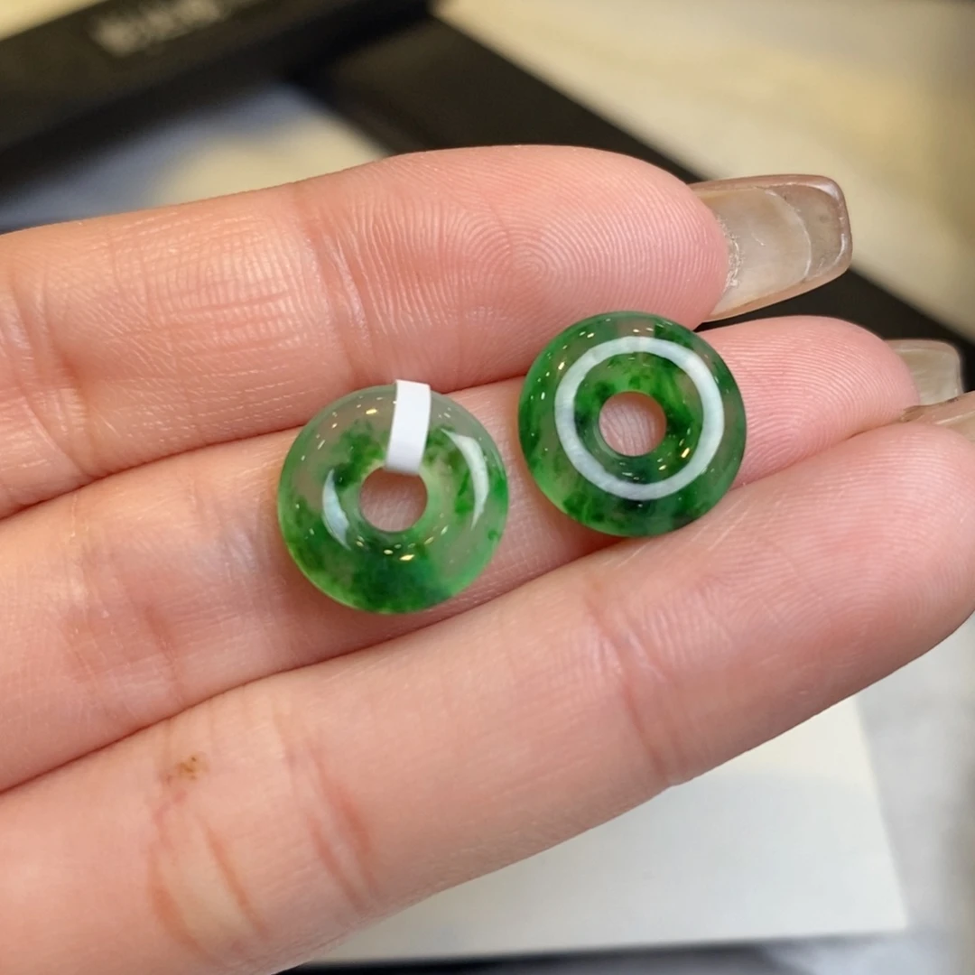 翡翠耳饰未镶嵌甜甜圈