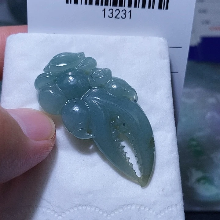 翡翠未镶嵌颈饰天光墟翡翠市场现金代购