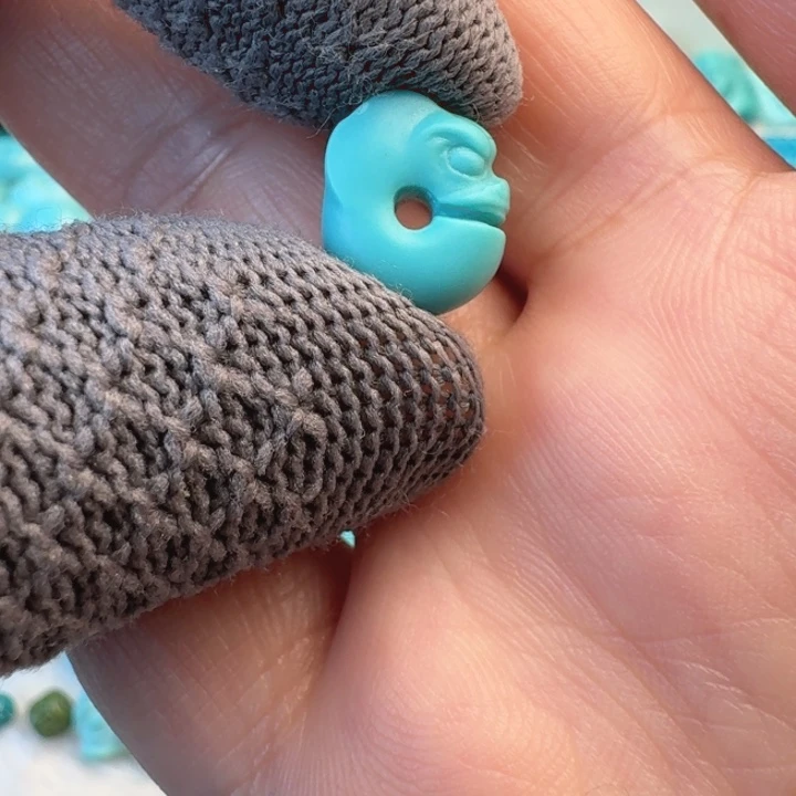 雪***゜绿松石未镶嵌珠宝奇石