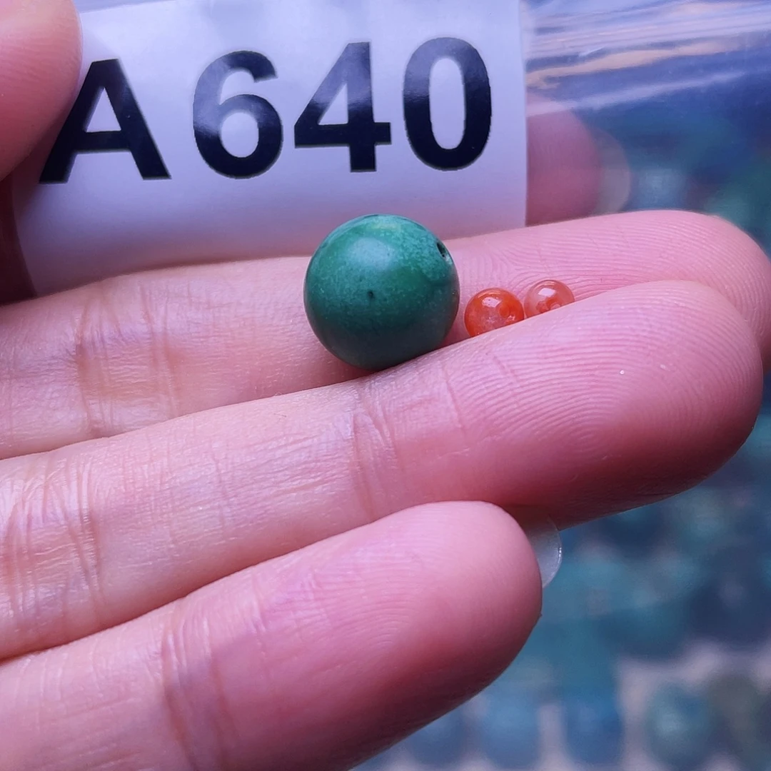 南红玛瑙未镶嵌珠宝半成品