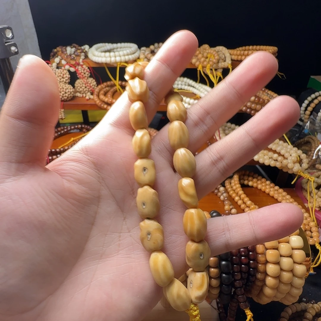 吊坠龙脊菩提原籽手持15以上