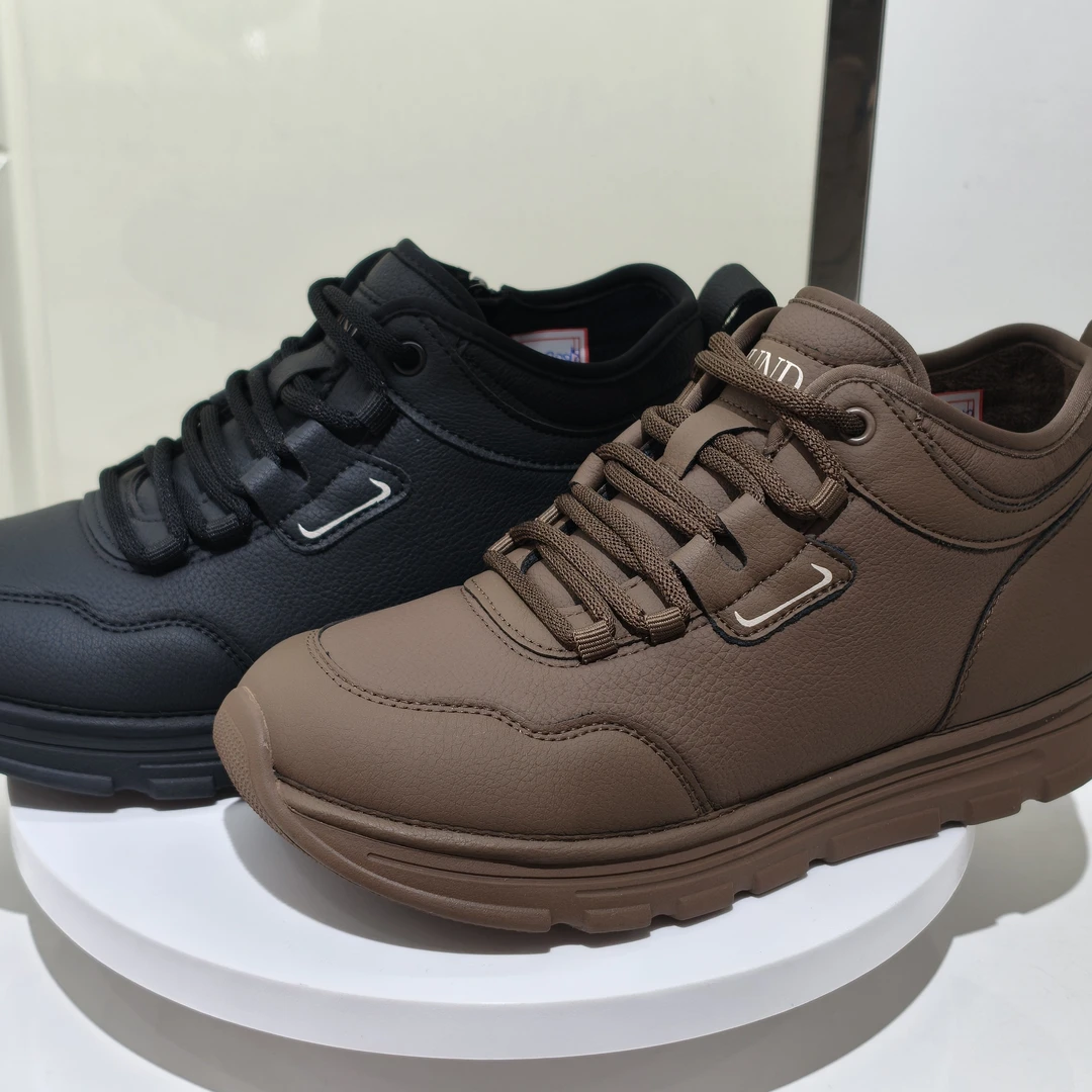 春达高帮加绒休闲鞋女冬季新款软底软面舒适百搭轻便简约健步棉鞋