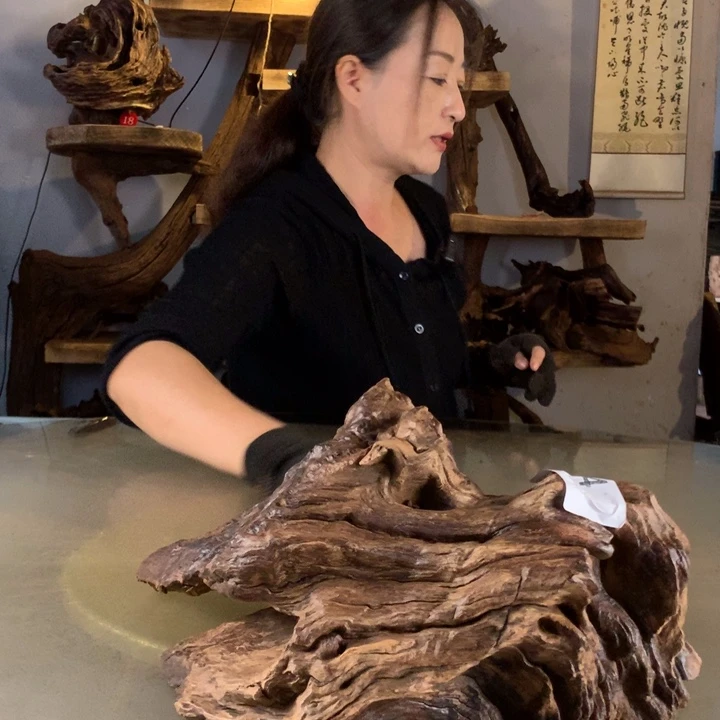 随***心天然的云南紫柚木会黄水