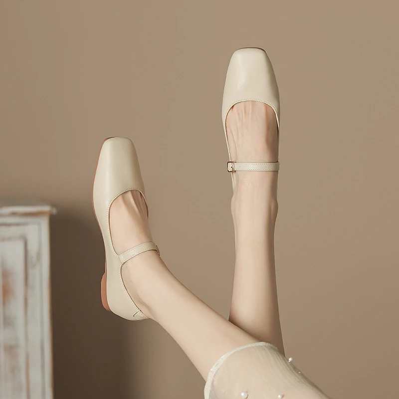 方头奶奶鞋女2025新款平底软皮软底温柔一字带玛丽珍鞋四季小皮鞋