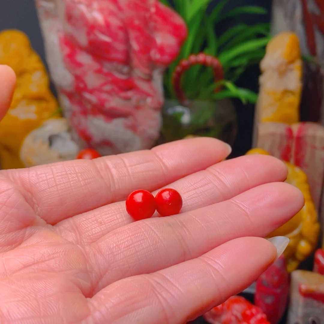 鸡血石鸡血石圆珠二个