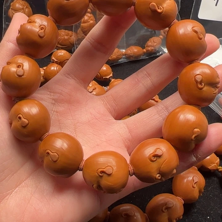 严***馆吊坠橄榄核20百态