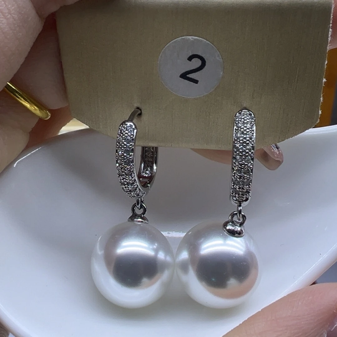 淡水珍珠未镶嵌耳饰