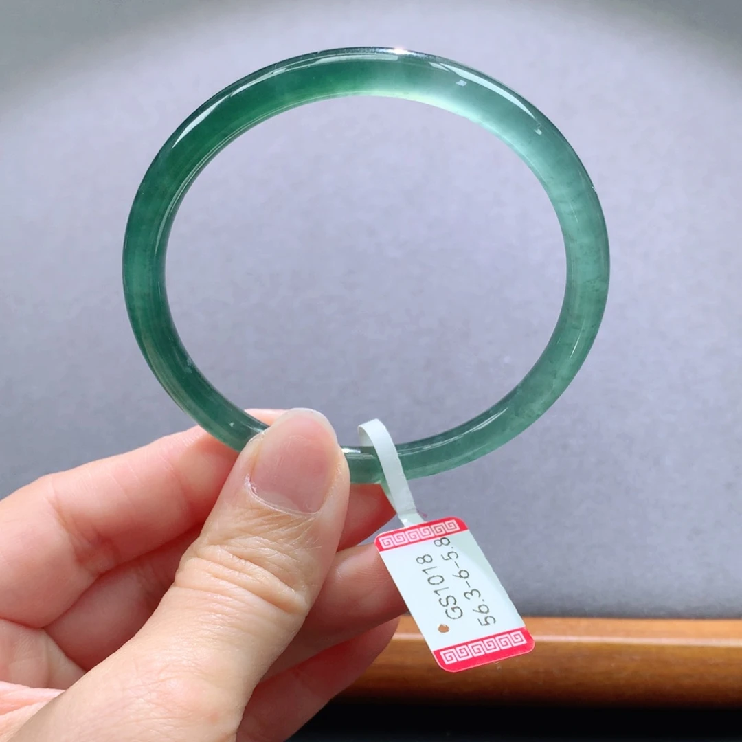 翡翠手镯未镶嵌天然翡翠手镯叮当镯