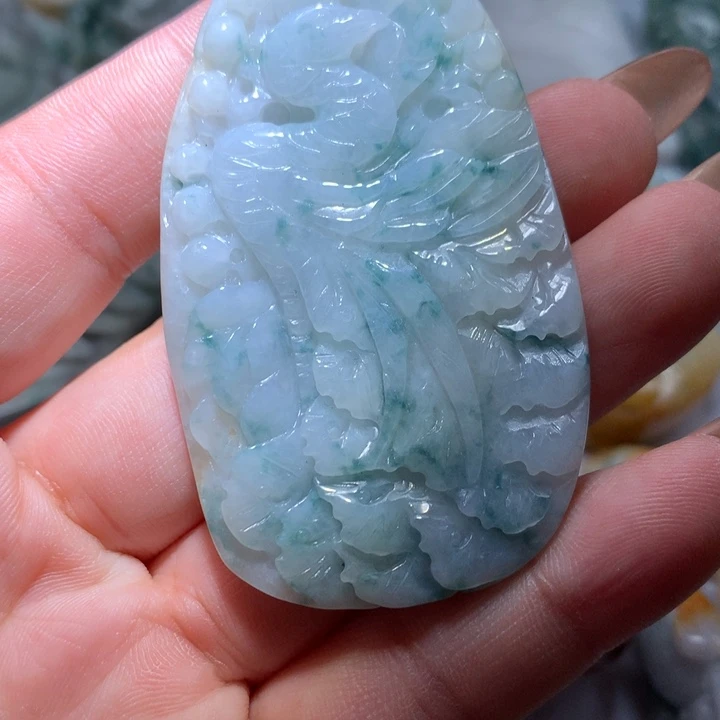 翡翠未镶嵌颈饰保真天然A货翡翠
