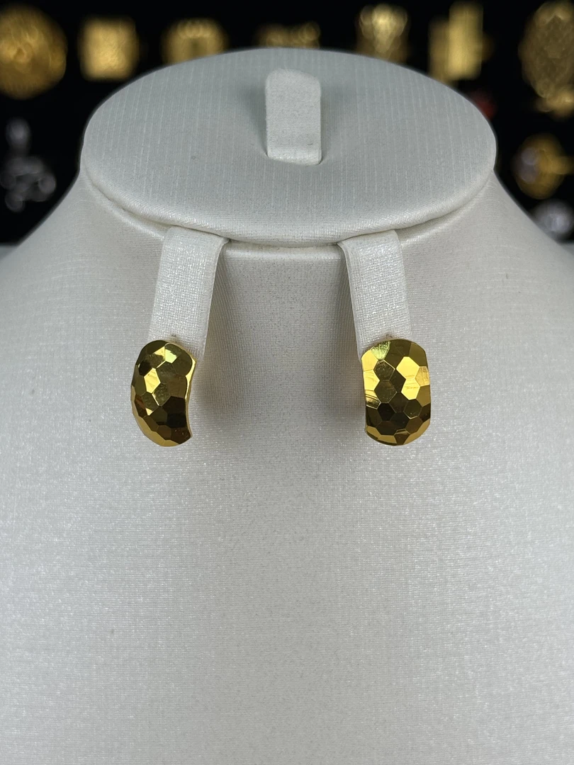 钛钢耳饰 钛钢耳钉简约百搭亮面耳针黄色时尚精致