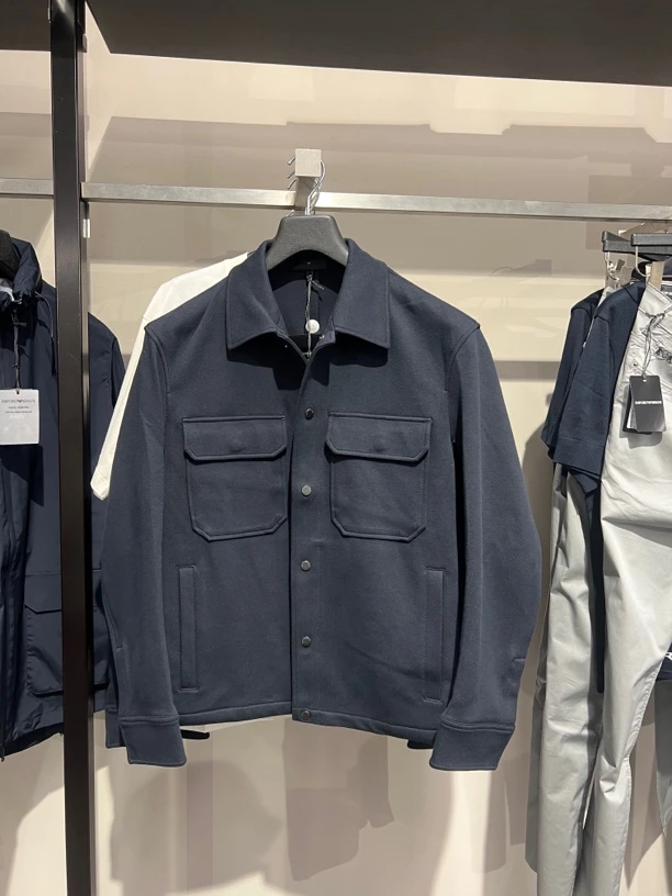 全新未使用 EMPORIO ARMANI/乔治·阿玛尼 男士短夹克棉的