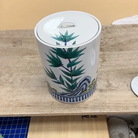 张****）瓷器。瓷器。瓷器。