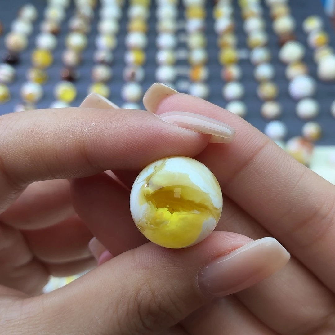 琥珀未镶嵌裸石19.5mm