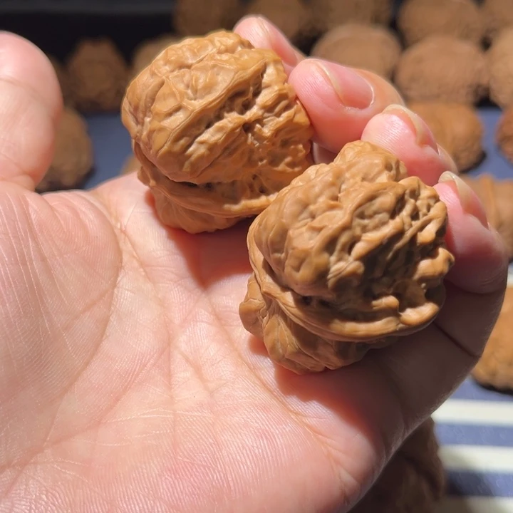 文玩核桃吊坠蛤蟆