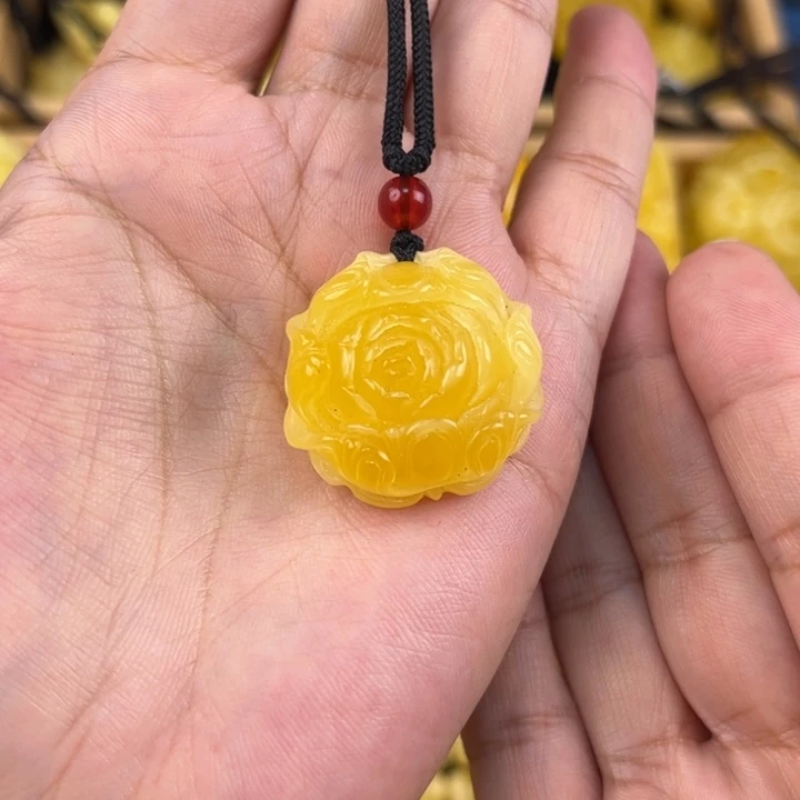 未镶嵌琥珀裸石琥珀