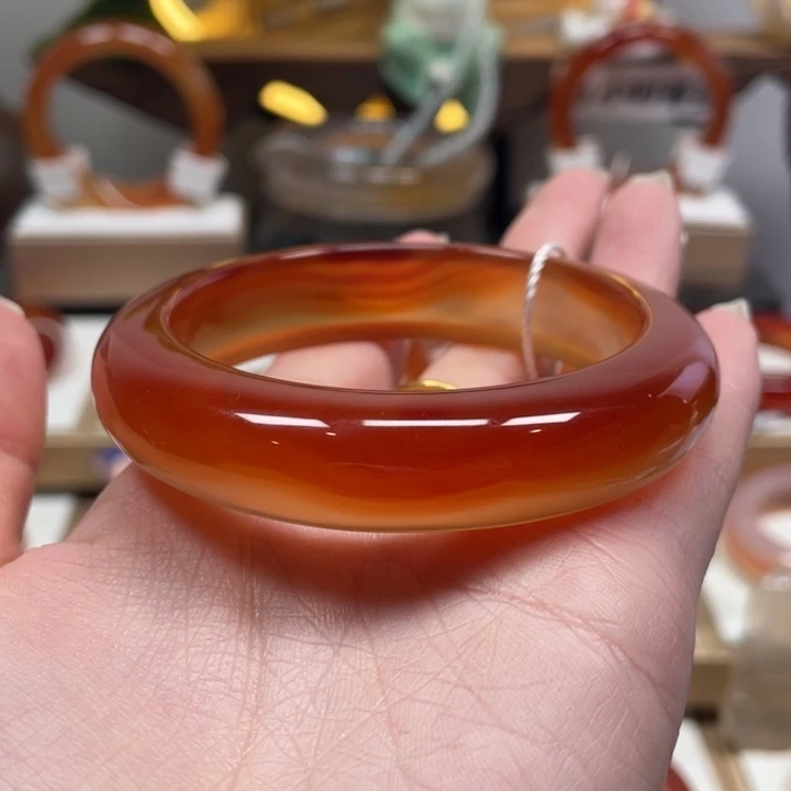 玛瑙/玉髓未镶嵌手镯